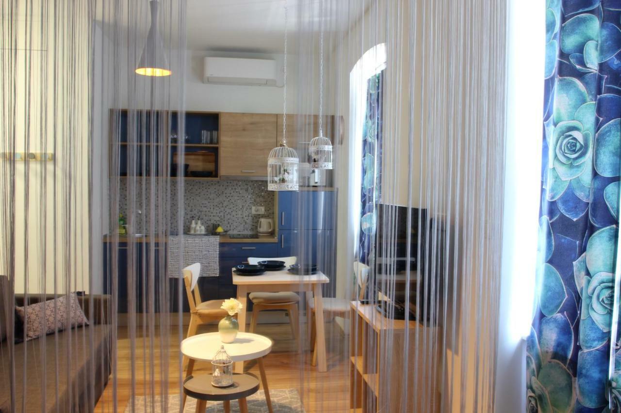 Cozy Apartment In Center Of Rijeka Bagian luar foto