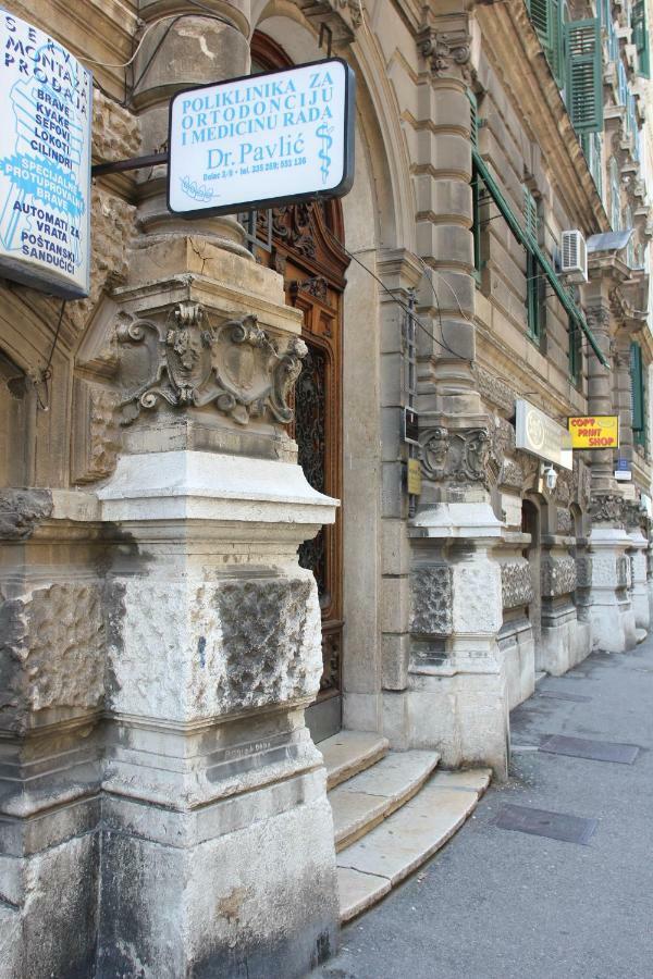 Cozy Apartment In Center Of Rijeka Bagian luar foto