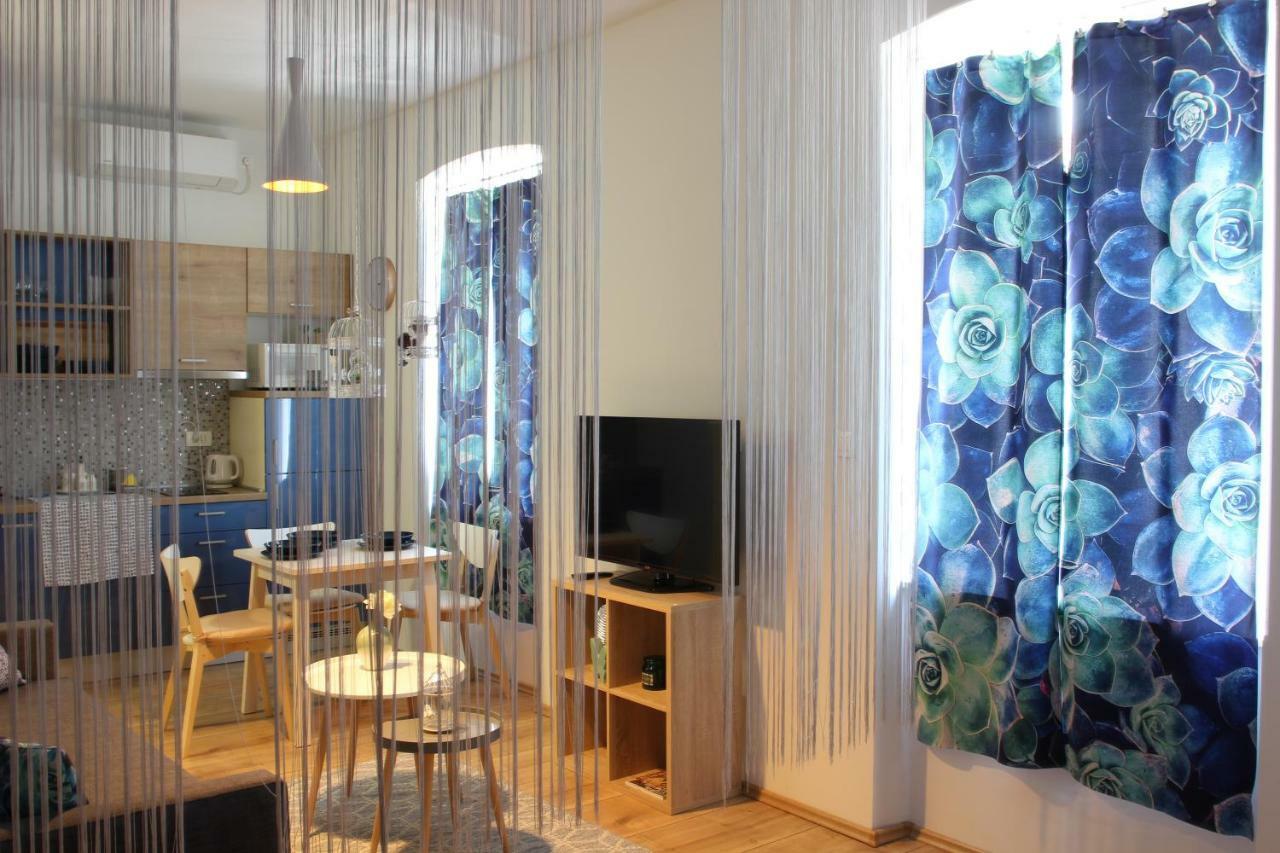 Cozy Apartment In Center Of Rijeka Bagian luar foto